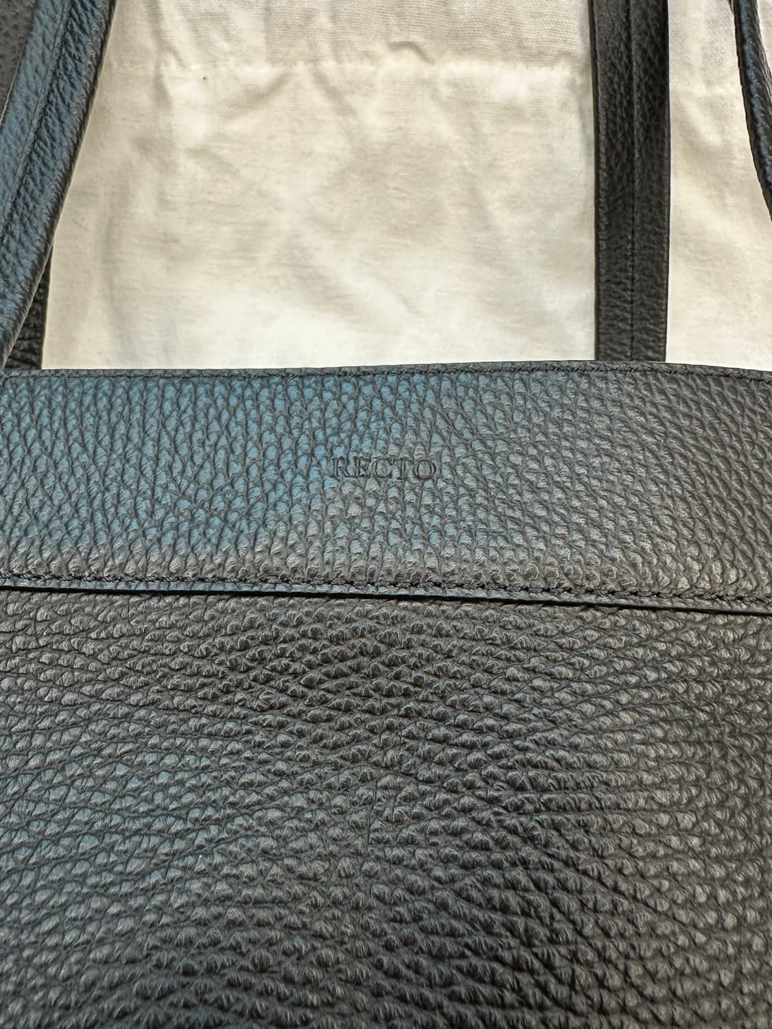 (새제품, 정가양도) 렉토 칼라 카바스백 블랙 상품이미지4