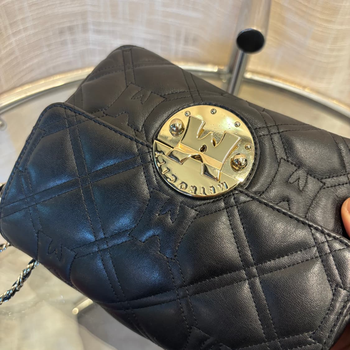 정품 메트로시티 퀄팅 크로스백     상품이미지7