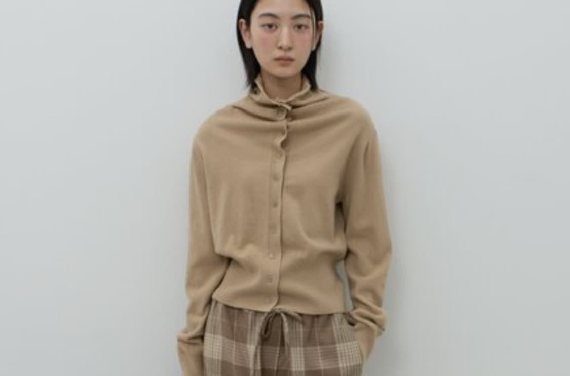 gbh 지비에이치 메리노 울 하이넥 가디건 베이지 상품이미지1