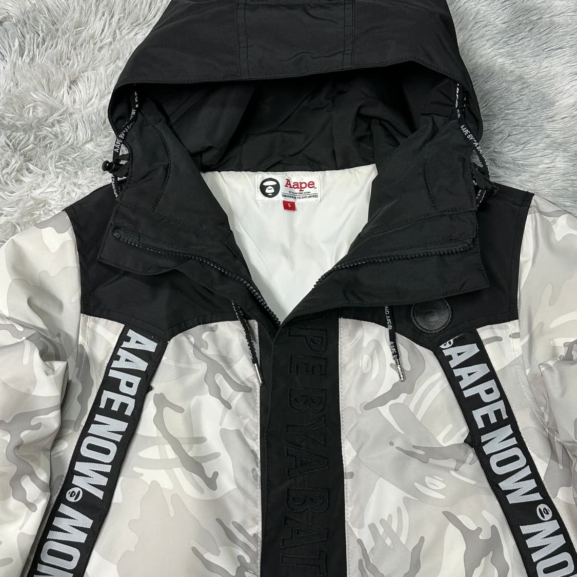 aape 에이프 by 베이프 카모 프린팅 후드 점퍼 s 상품이미지2