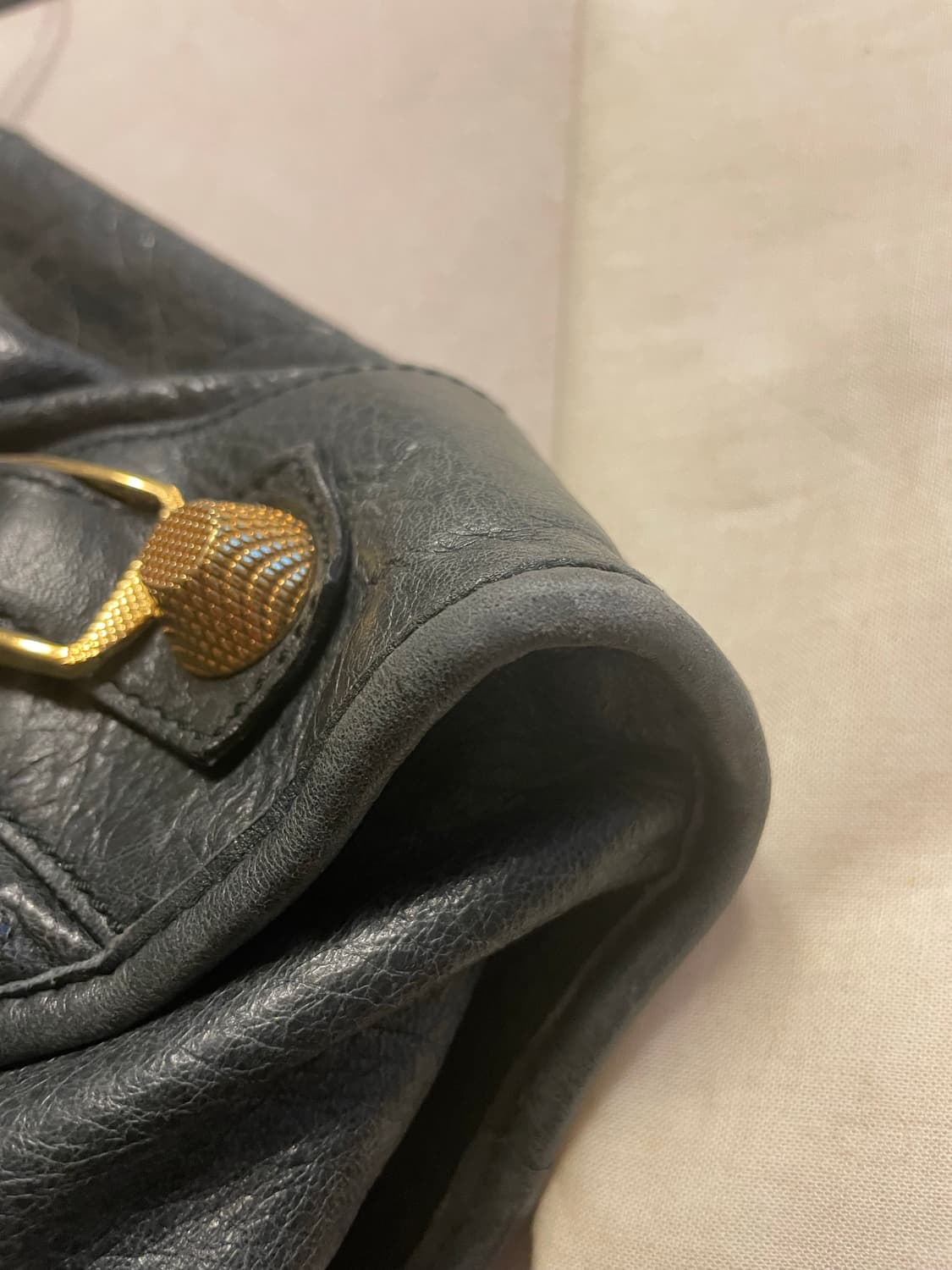 발렌시아가 모터백 자이언트 파트타임 상품이미지4