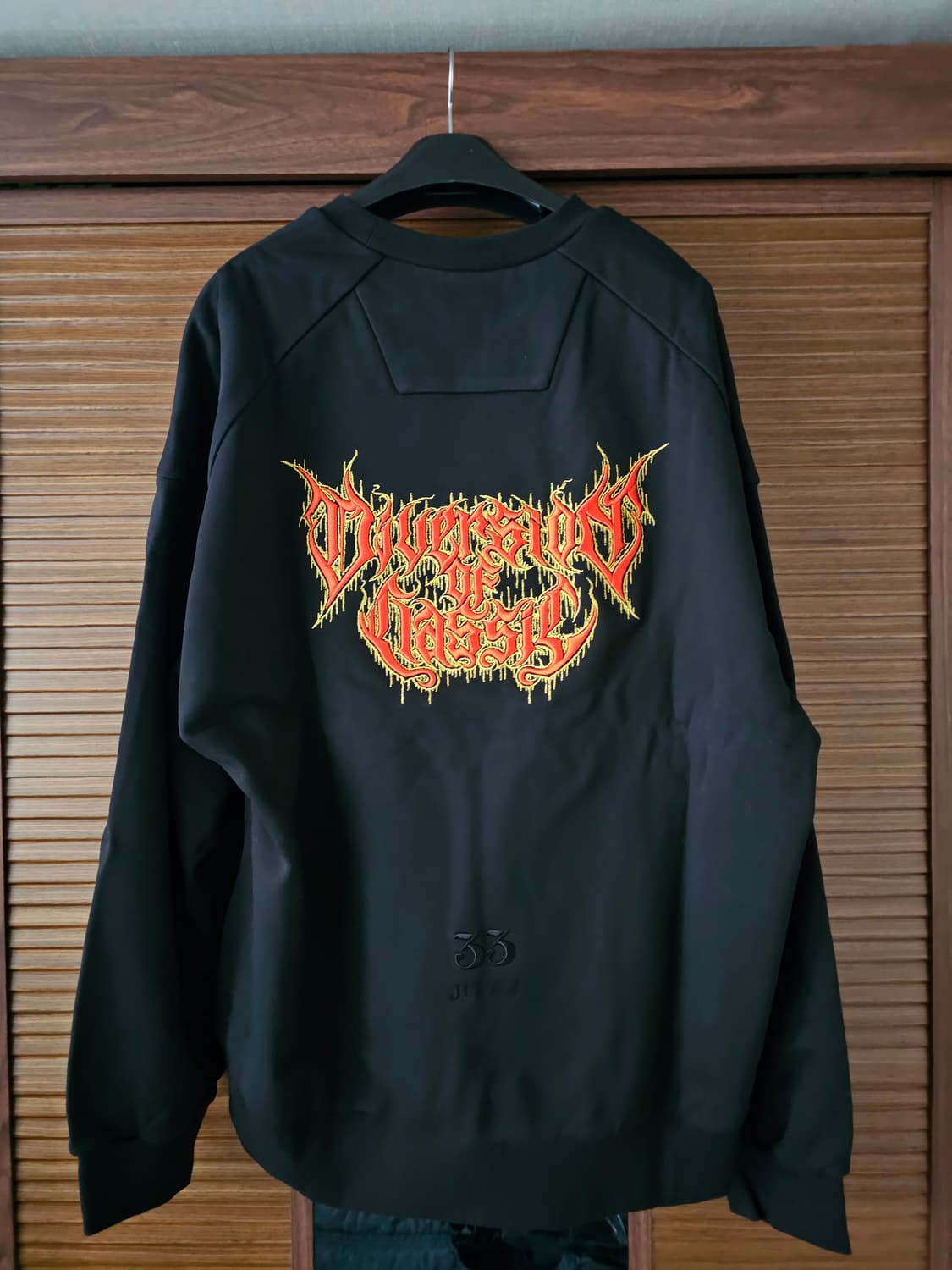 준지 콜라보 자수 맨투맨 M 상품이미지4