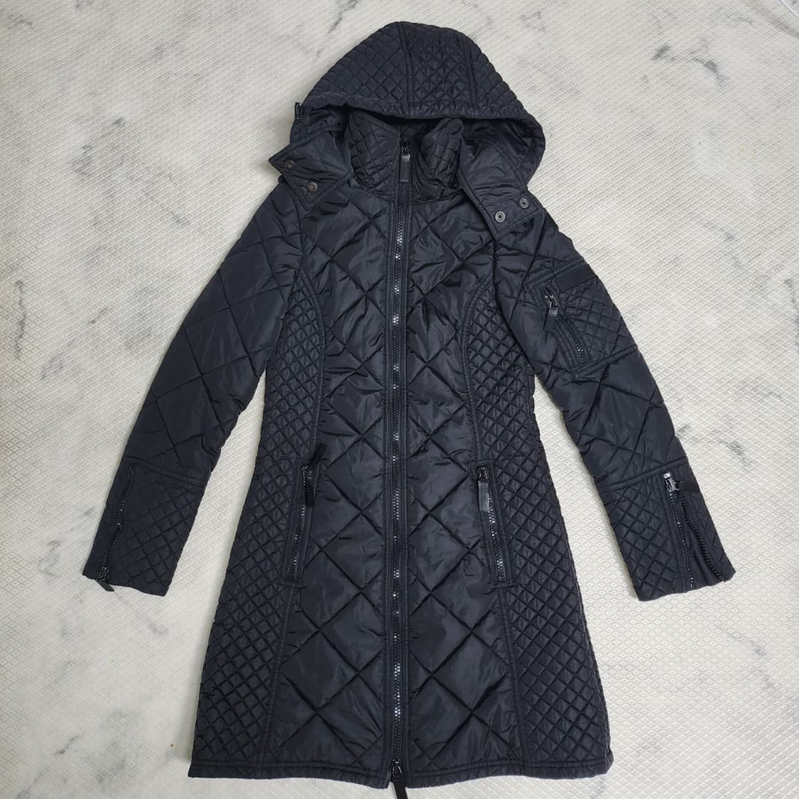 버버리 패딩코트 상품이미지1