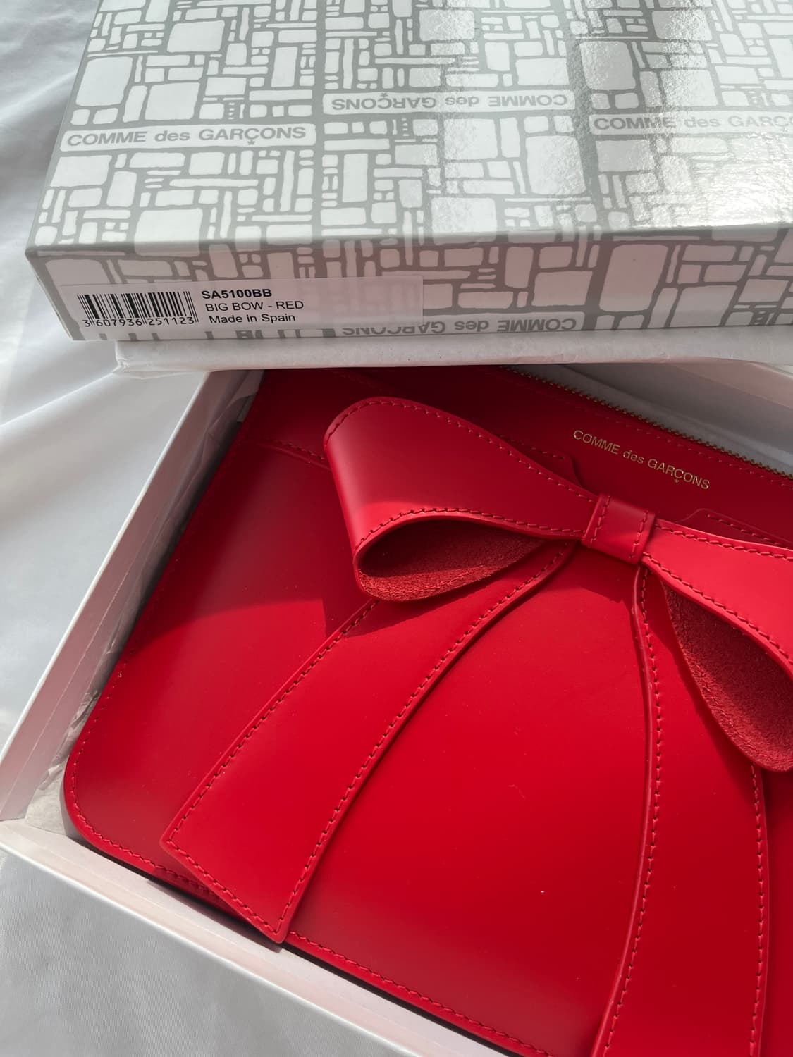 (새상품) 꼼데가르송 빅보우 리본 지갑 레드 상품이미지4