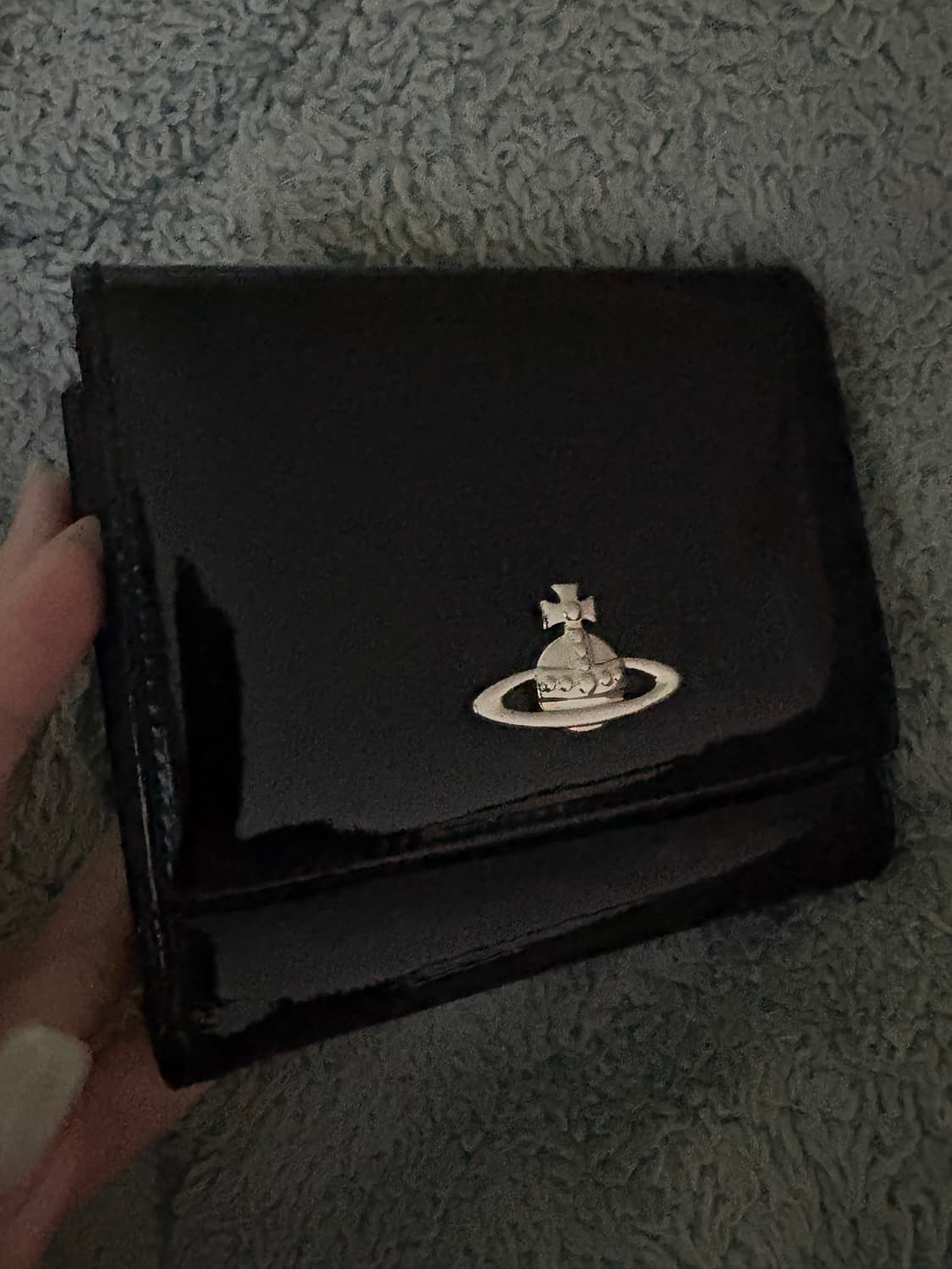 비비안 에나멜 반지갑 상품이미지1