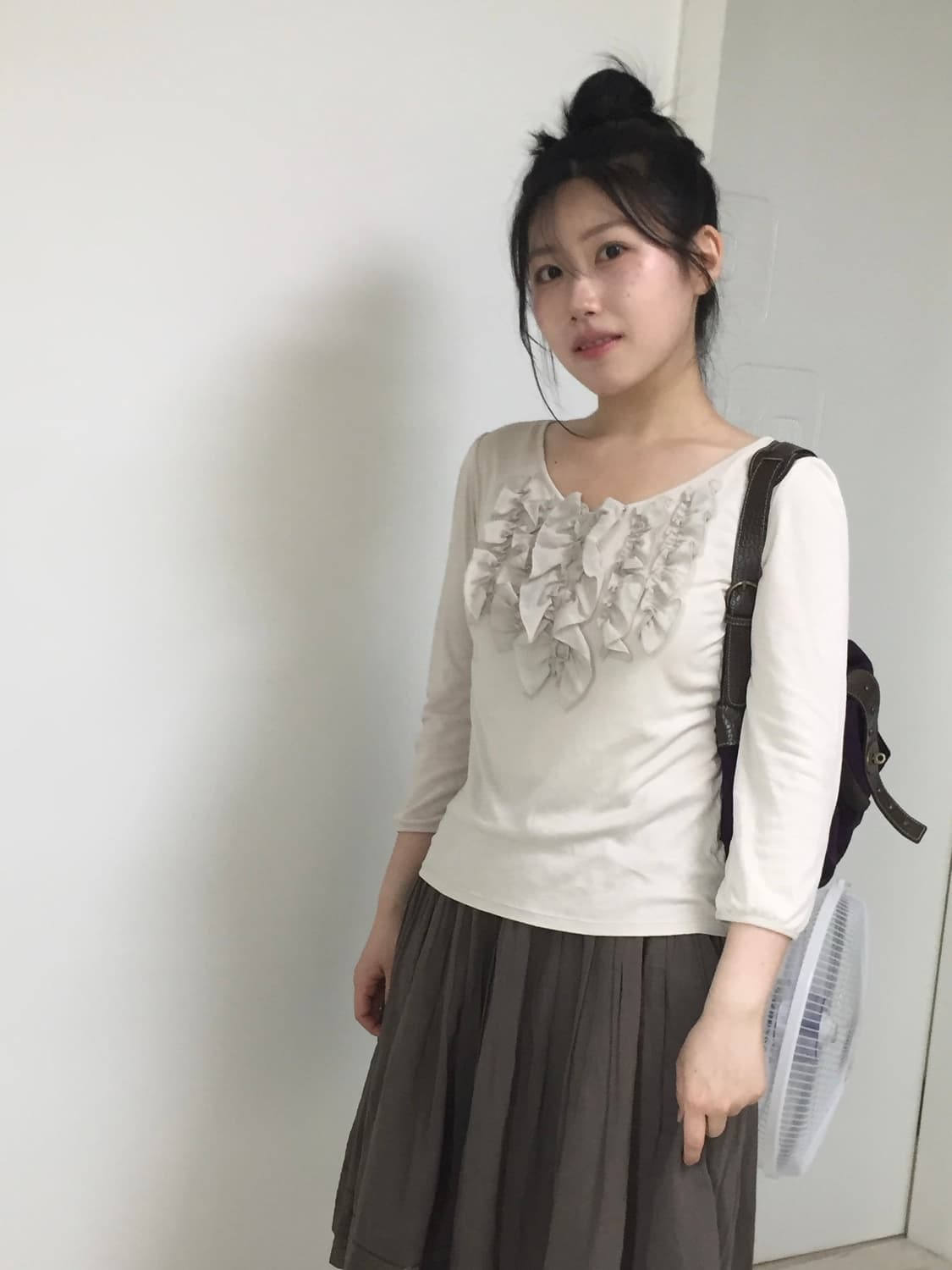 ruffle round neck T 상품이미지8