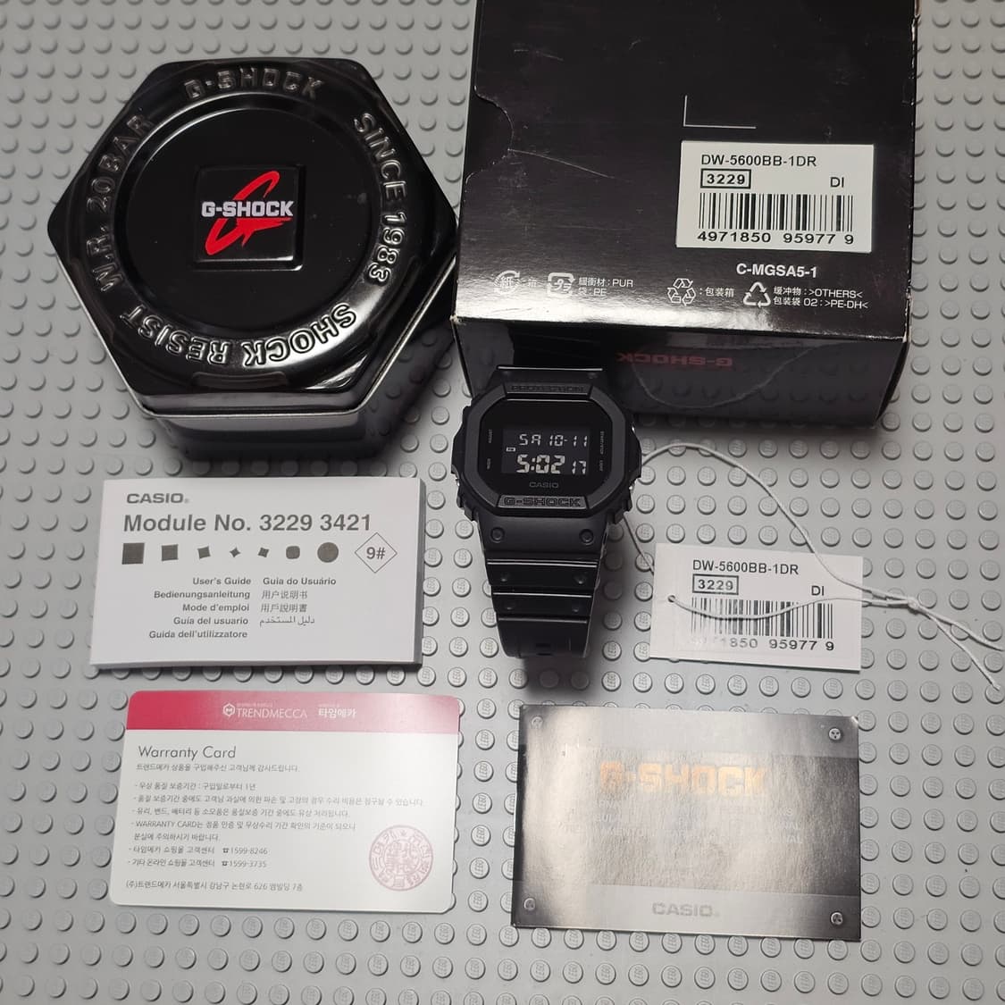 1회착) 카시오 지샥 올블랙 손목 시계 군인 DW-5600BB-1DR 상품이미지2