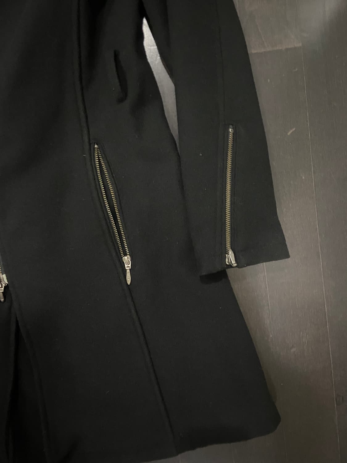 tornado mart 사선지퍼 숏코트 상품이미지3