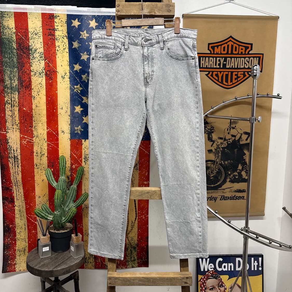 리바이스 502 그레이워시드 테이퍼드핏 데님팬츠 N907 상품이미지1