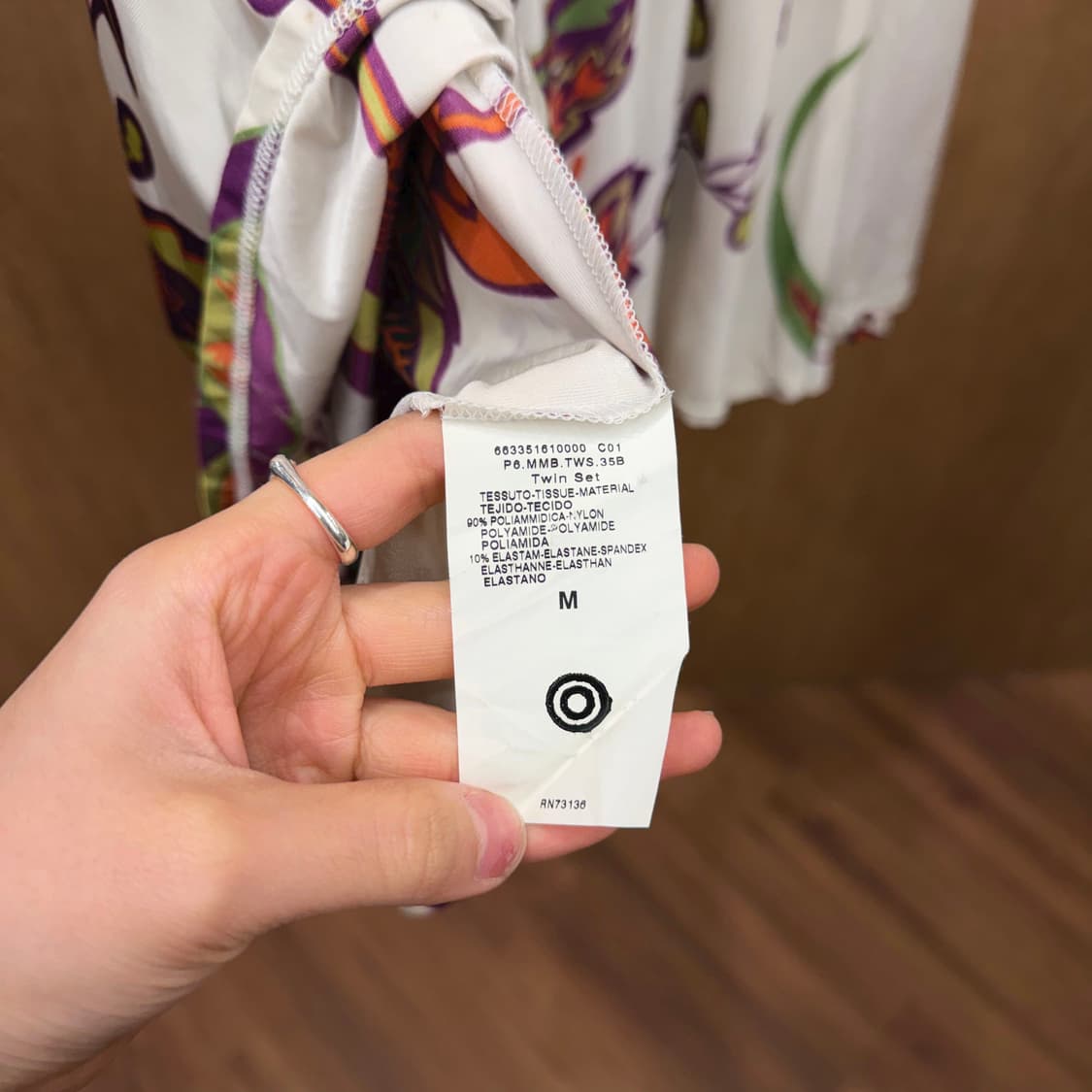 막스마라 롱 스커트 플로럴 보태니컬 프린팅 디테일 플레어핏 아이보리 레드 상품이미지7