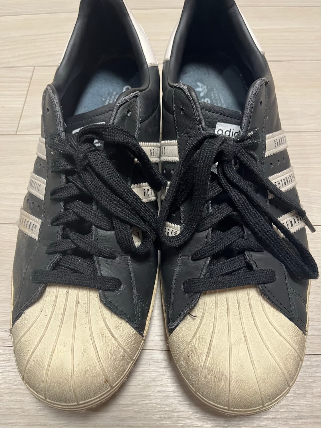 아디다스 휴먼메이드 슈퍼스타 상품이미지1