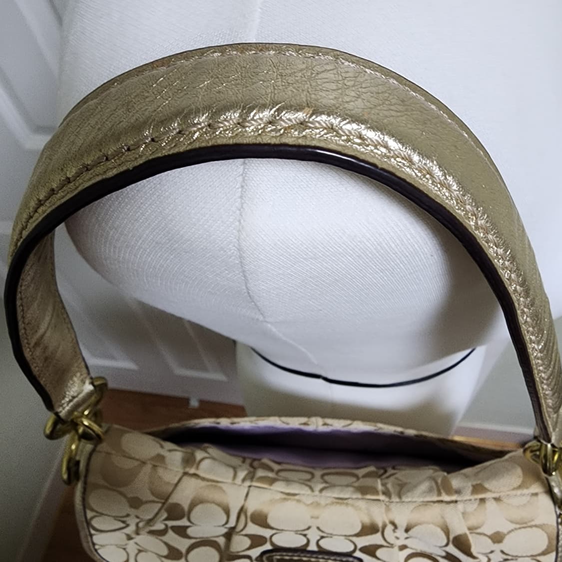 코치 숄더백 상품이미지3