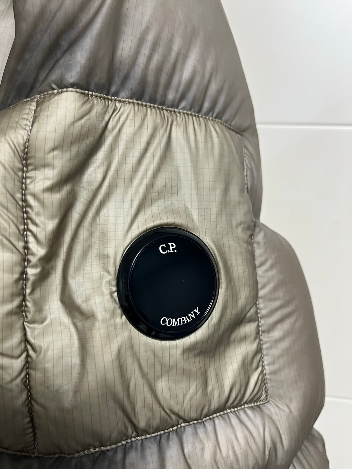 CP컴퍼니 디디쉘 빈티지 카키베이지 24FW 상품이미지4