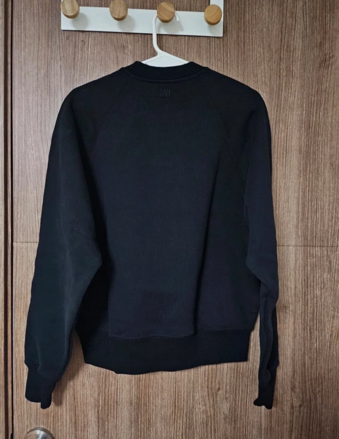 아미 ami 블랙 스몰하트 로고 맨투맨 S 상품이미지2