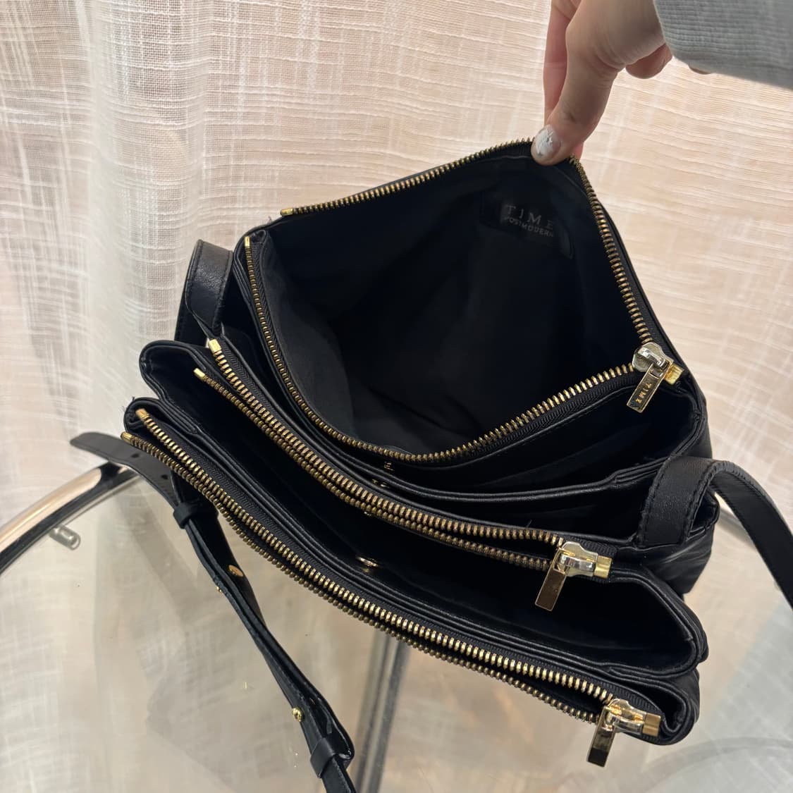 정품 한섬 타임 소가죽 크로스백     상품이미지8