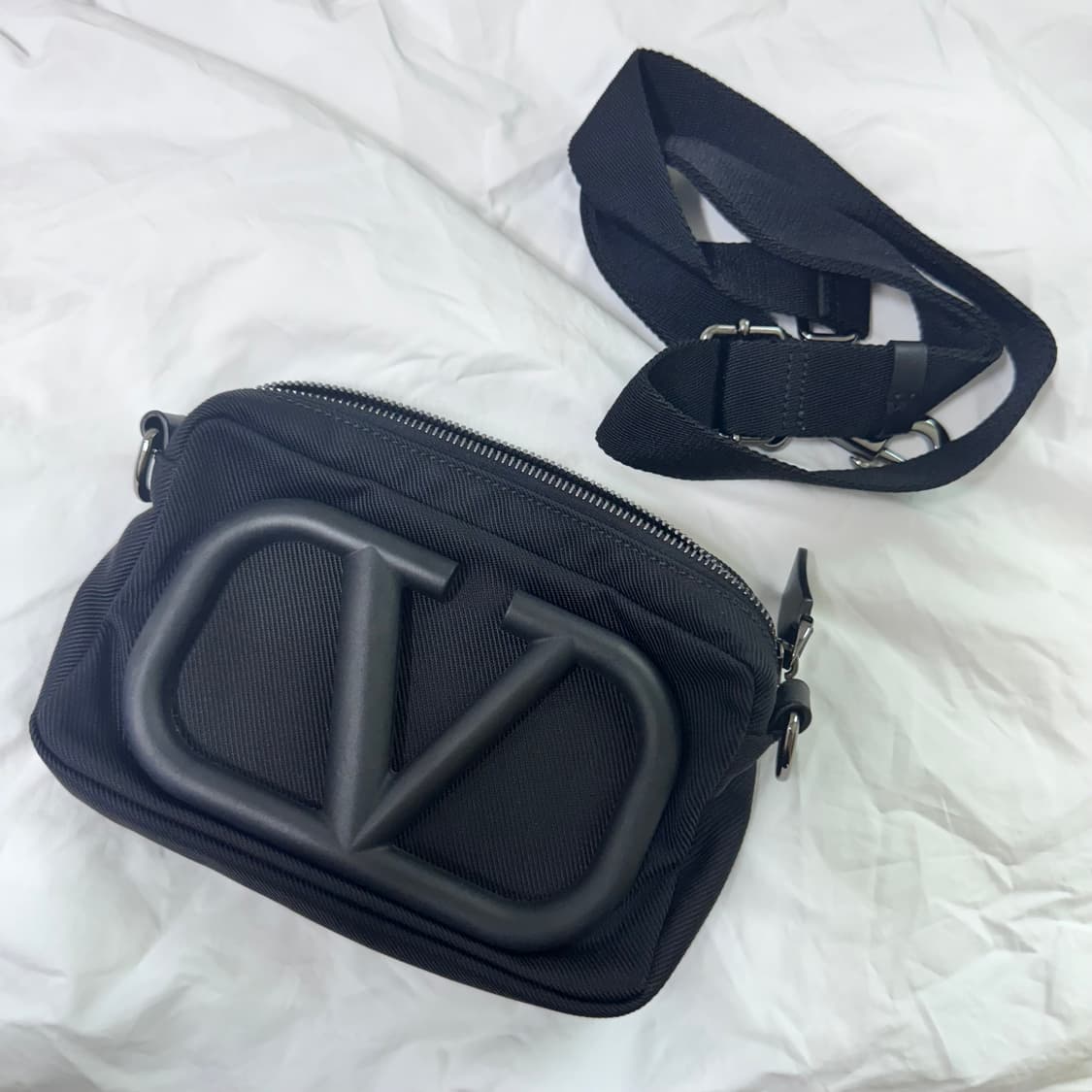 발렌티노 크로스백 상품이미지2