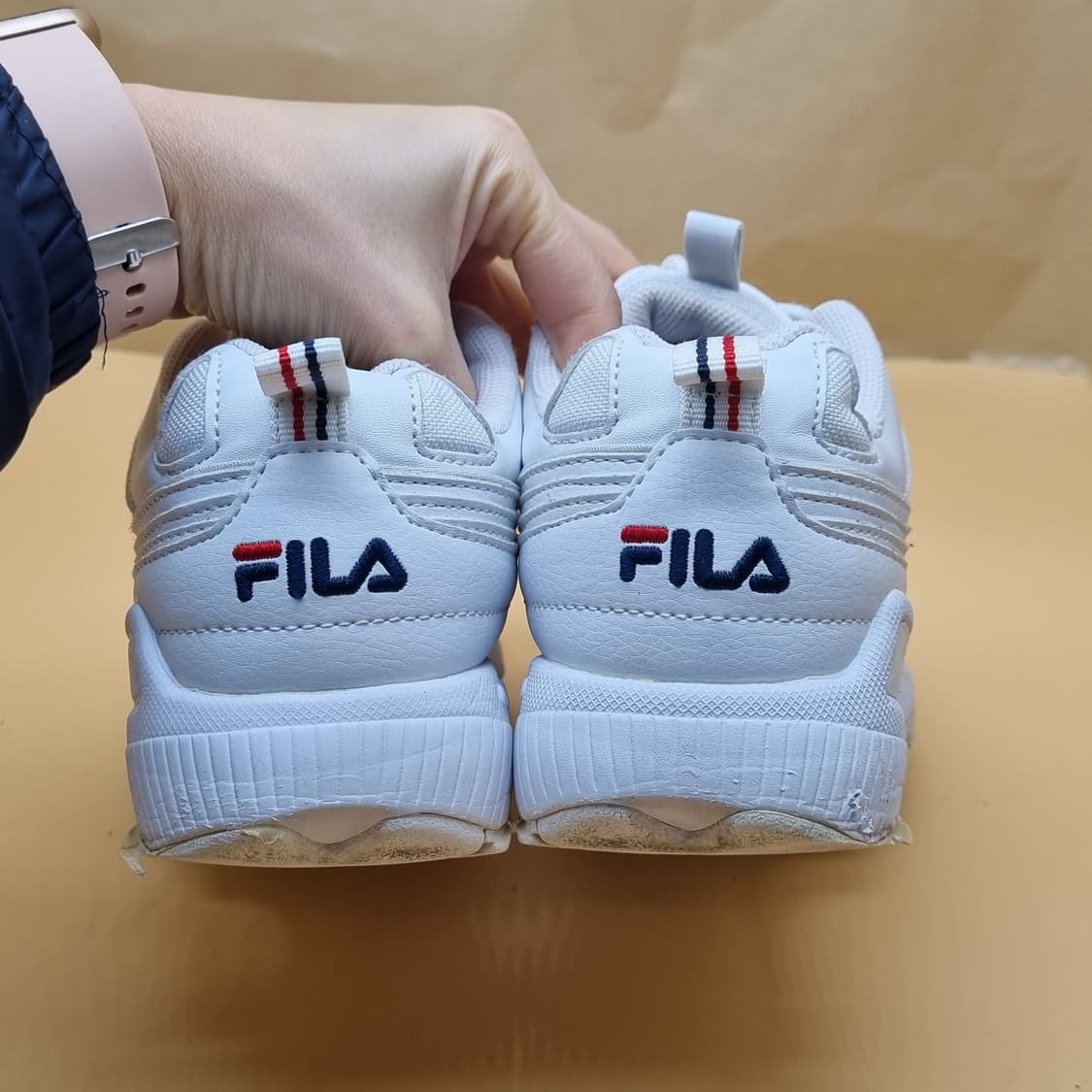 휠라 디스럽터2 여성운동화235  상품이미지4