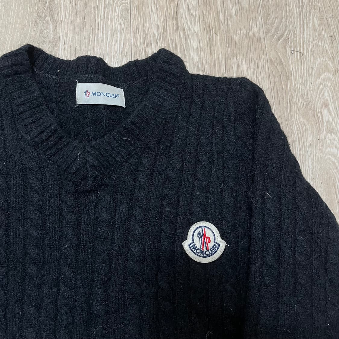 몽클레어 Moncler 여성 시그니처 자수 와펜 꽈배기 롱 니트 S(90 상품이미지2