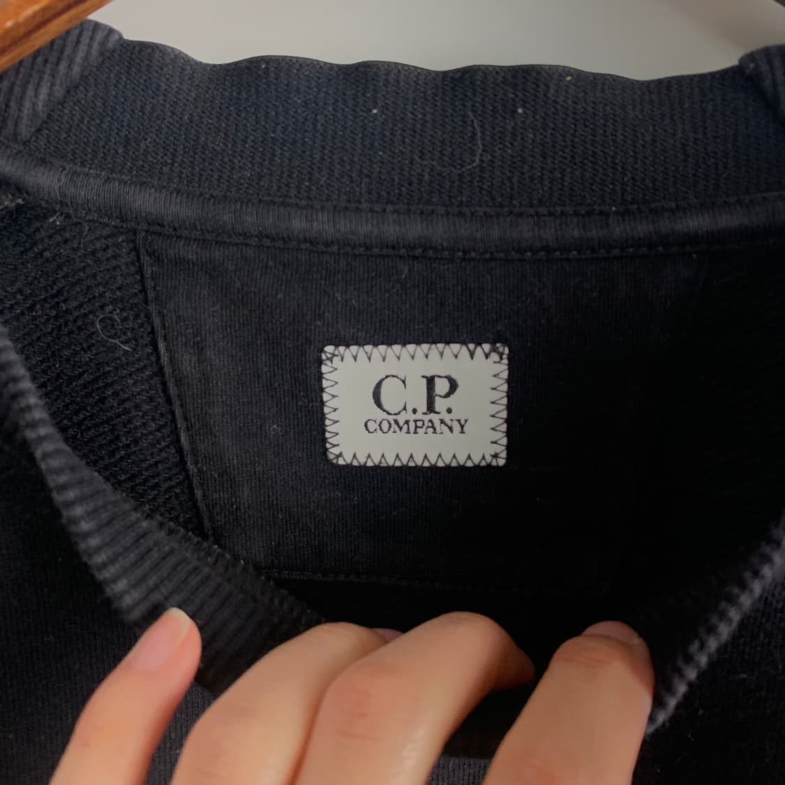 Cp컴퍼니 렌즈 블랙 맨투맨 상품이미지9