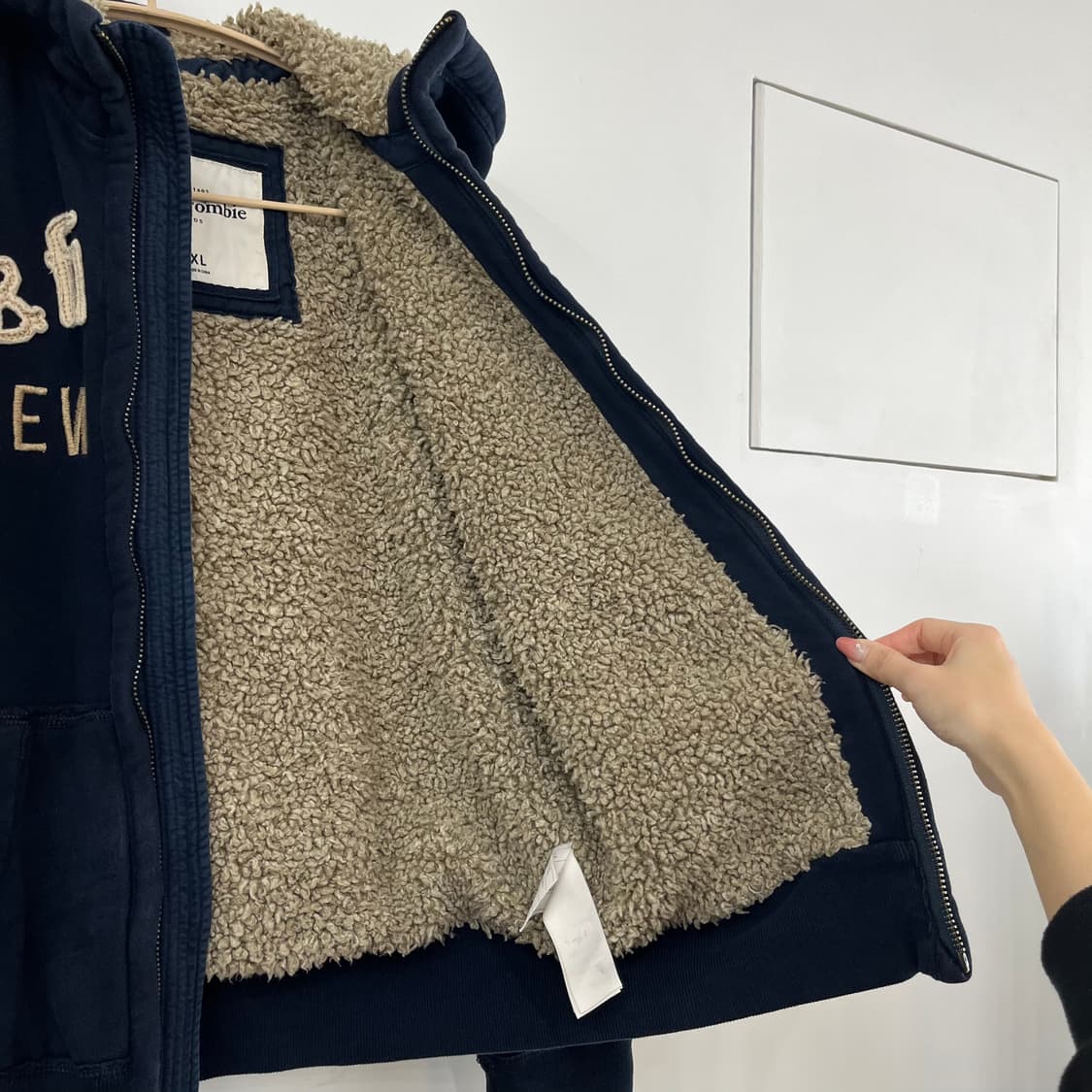 아베크롬비 양털안감 네이비 후드집업 상품이미지5