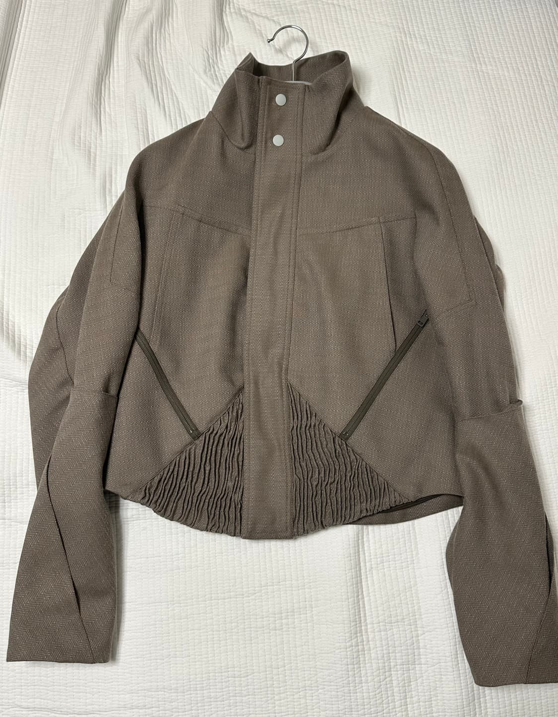 키코코스타디노브 자파 크롭 자켓 브라운 오크 48 상품이미지1