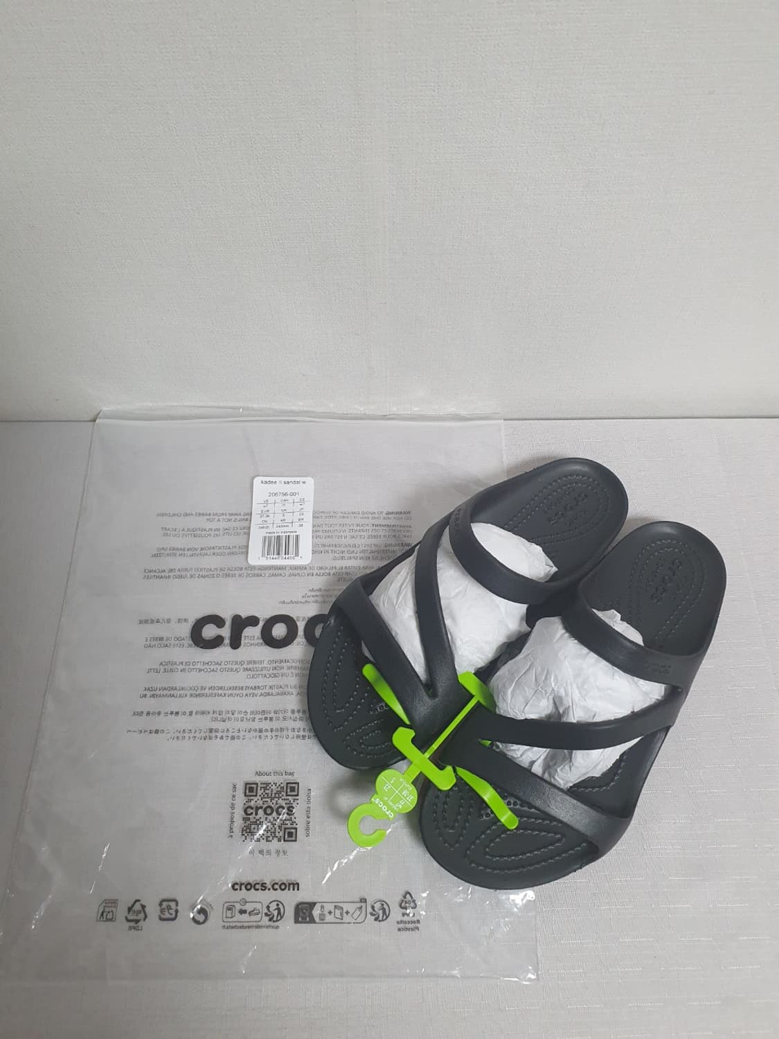 크록스 카디 2 스트랩 샌들 W7 240mm 블랙 새상품 상품이미지2