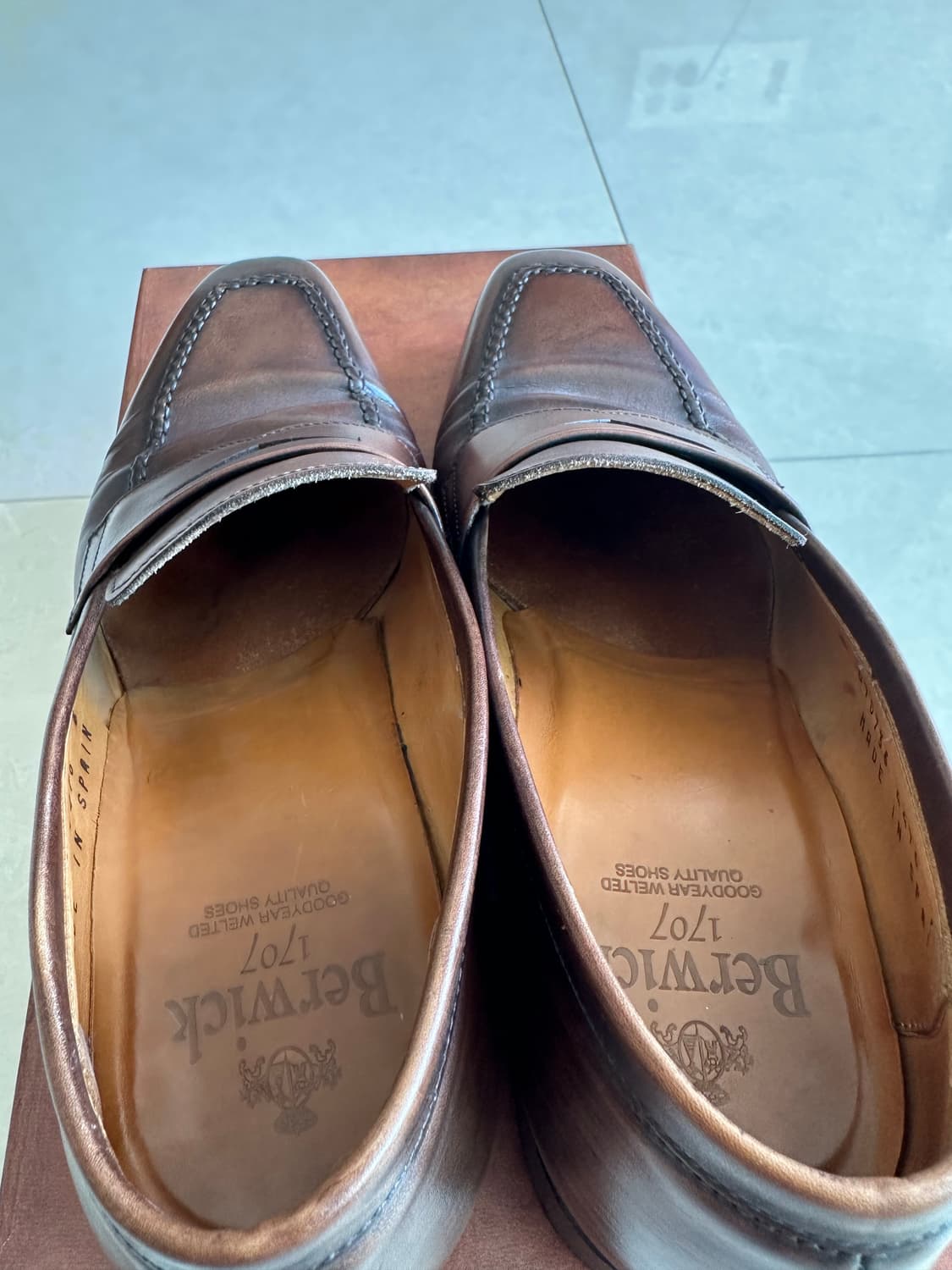 버윅 4476 로퍼 6사이즈 팝니다. 상품이미지4