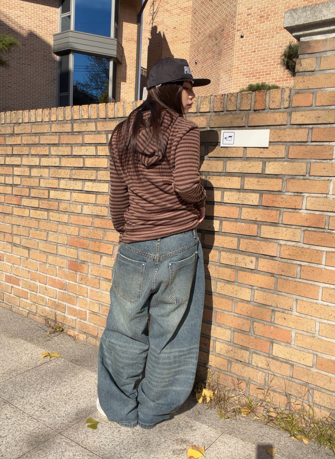 [unisex] 더스티 워싱 데미지 더블니 와이드 데님 pts 상품이미지4