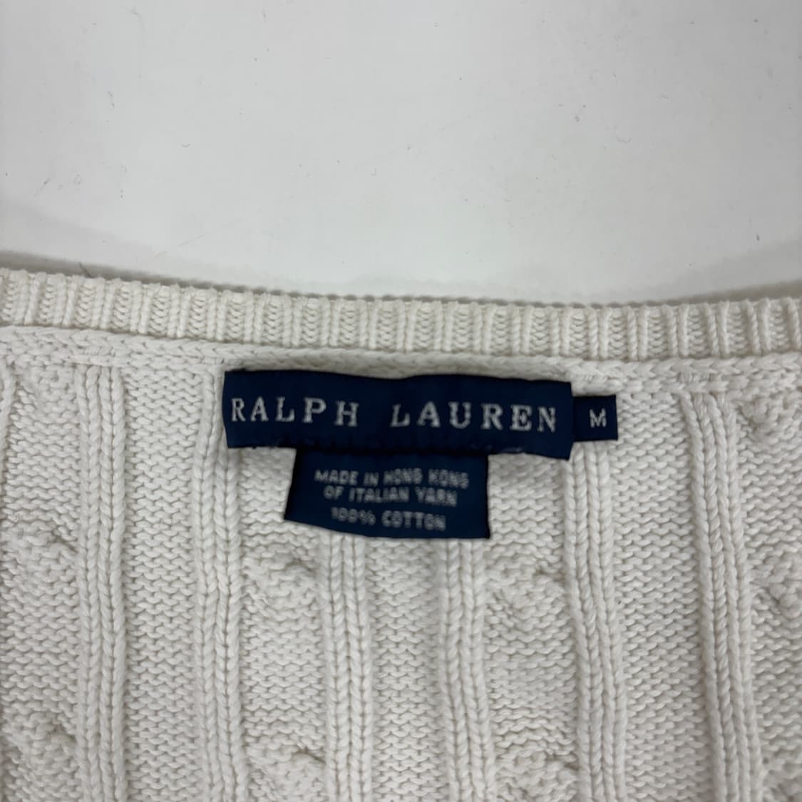 폴로 브이넥 니트  상품이미지9