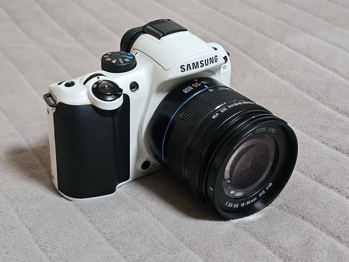 삼성 NX10 미러리스 카메라 상품이미지1