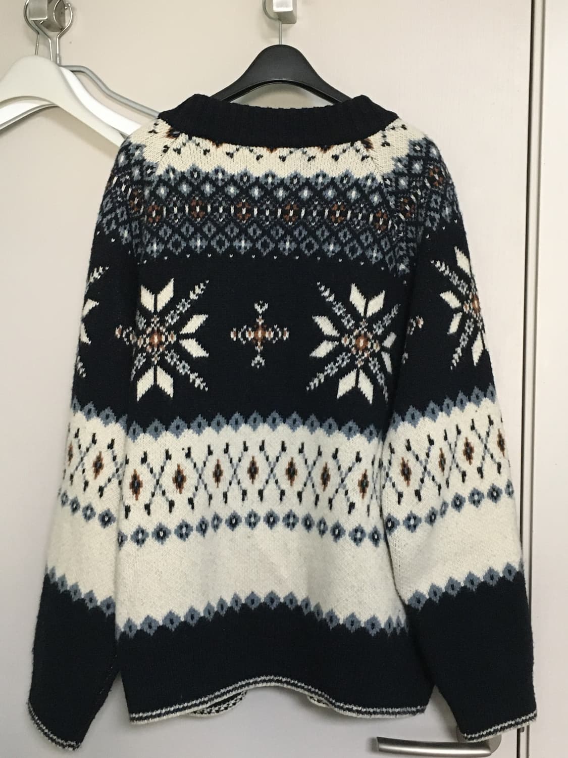 밀로우먼 스노우 자카드 니트 집업 [아이보리] / 정가 208,000 상품이미지4