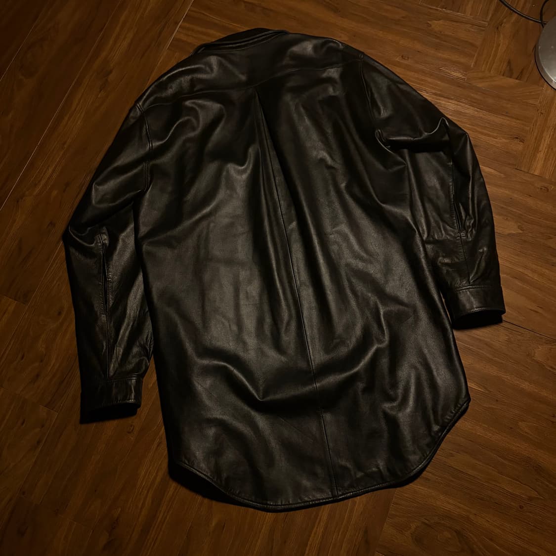 UNIQUE SILHOUETTE LAMBSKIN LONG SHIRT 상품이미지8