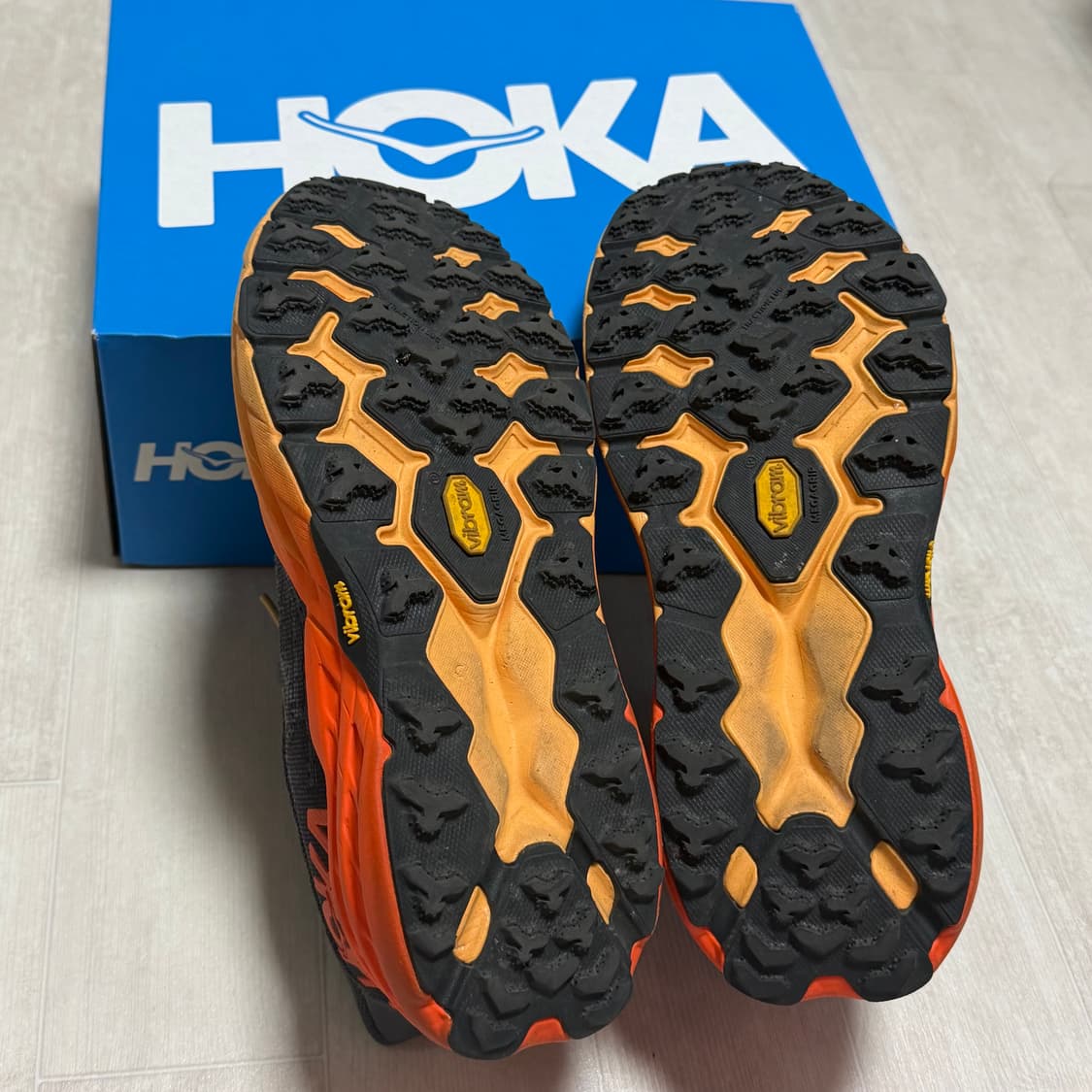 (275) 호카 Hoka 스피드고트5 와이드 캐슬락 플레임 상품이미지8