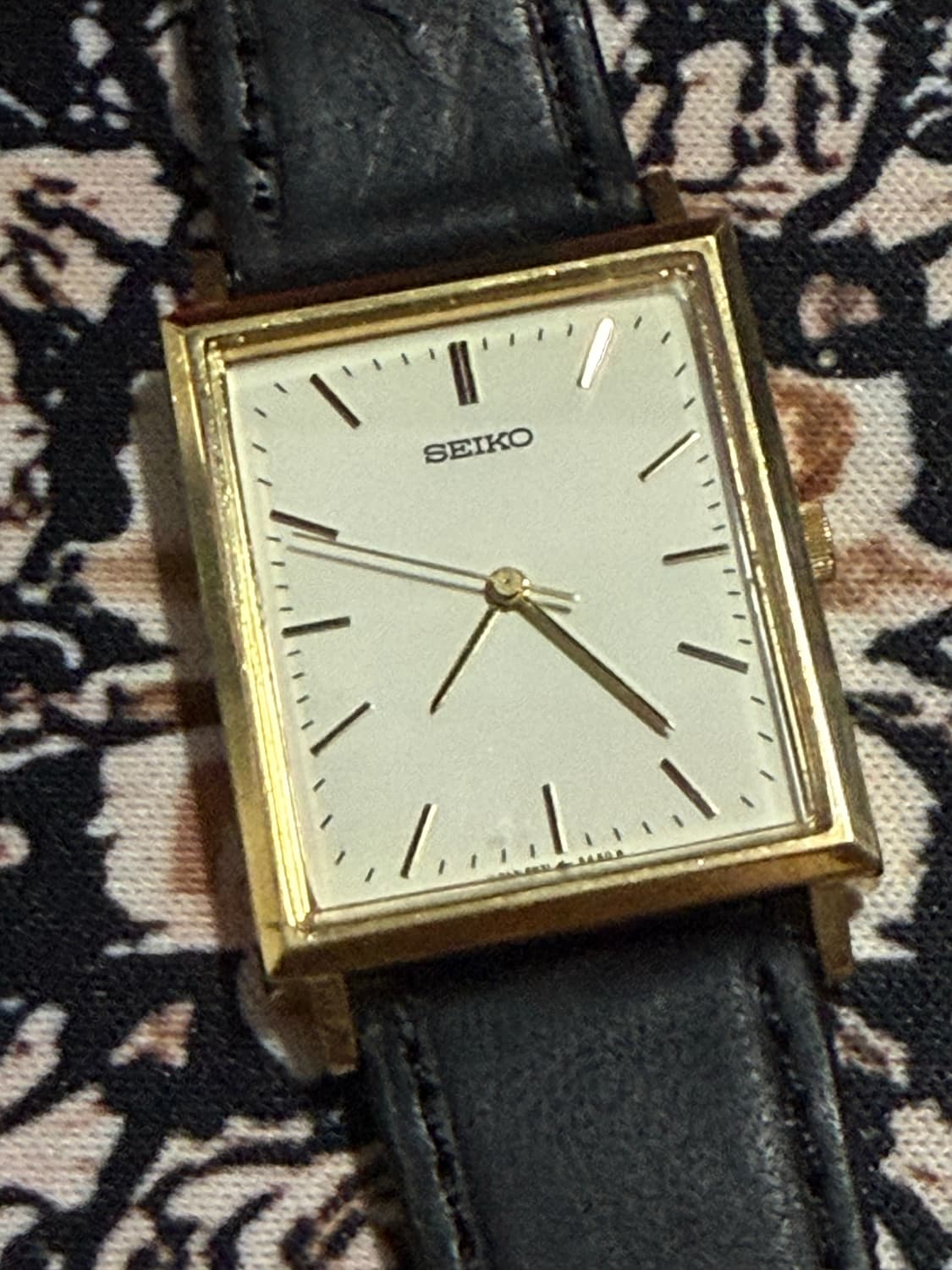 SEIKO 빈티지 쿼츠 시계 상품이미지2