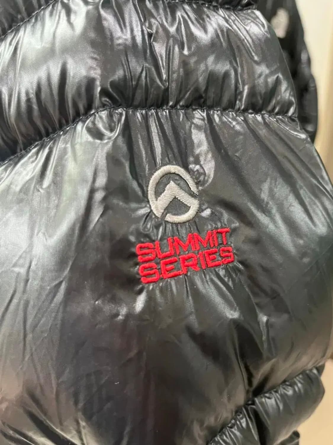 노스페이스850 유광경량패딩 파카 상품이미지5