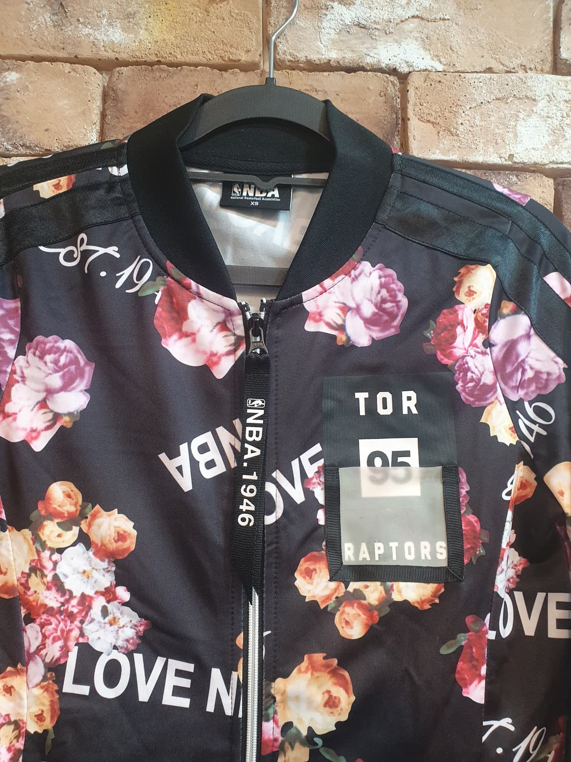 NBA 토론토 랩터스 플라워 자켓  상품이미지3
