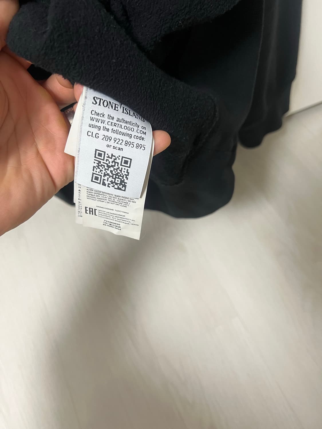 스톤아일랜드 블랙 맨투맨 xxl 20fw 상품이미지4