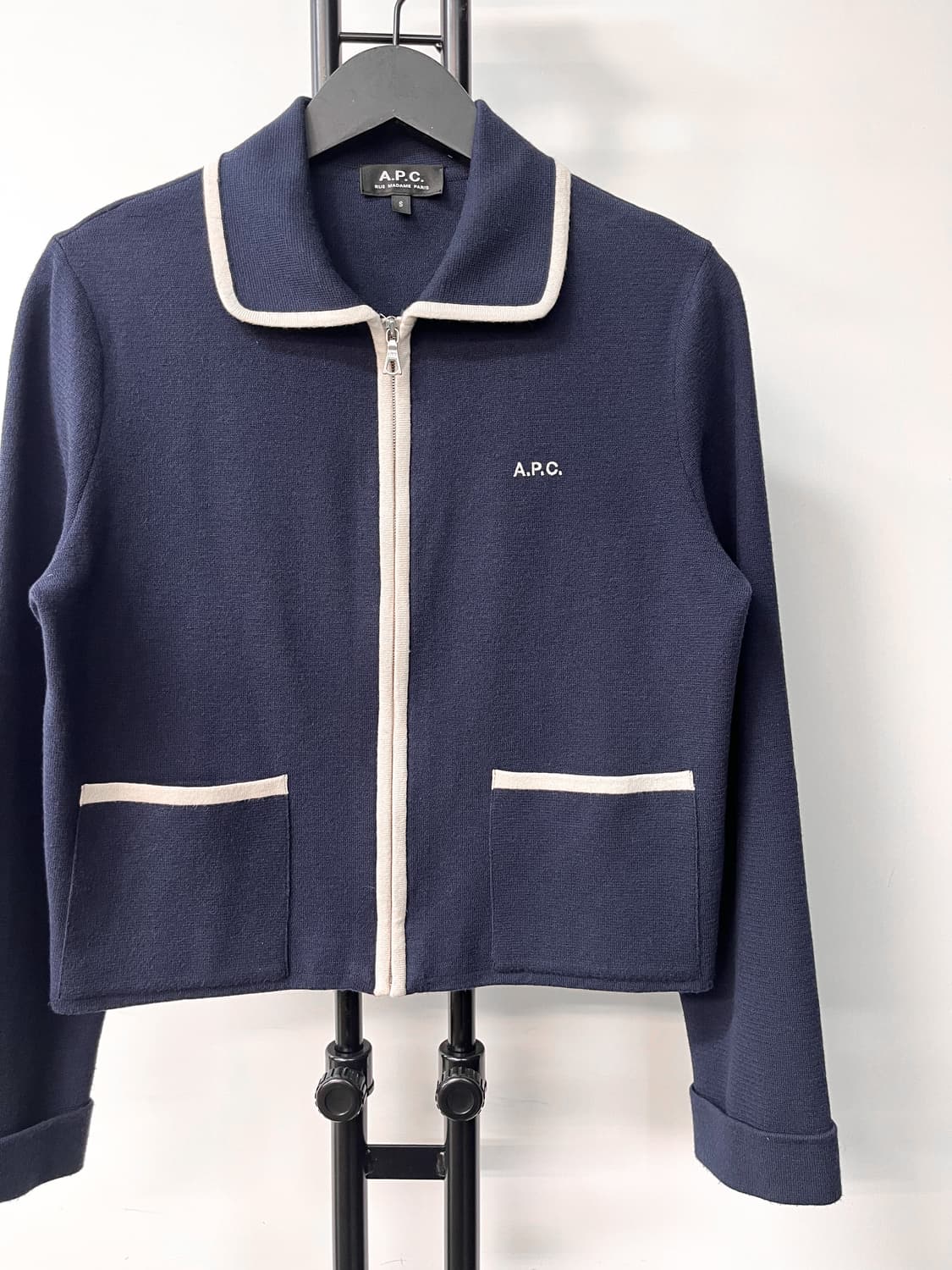 아페쎄 24s/s 카라 넥 집 가디건 상품이미지3