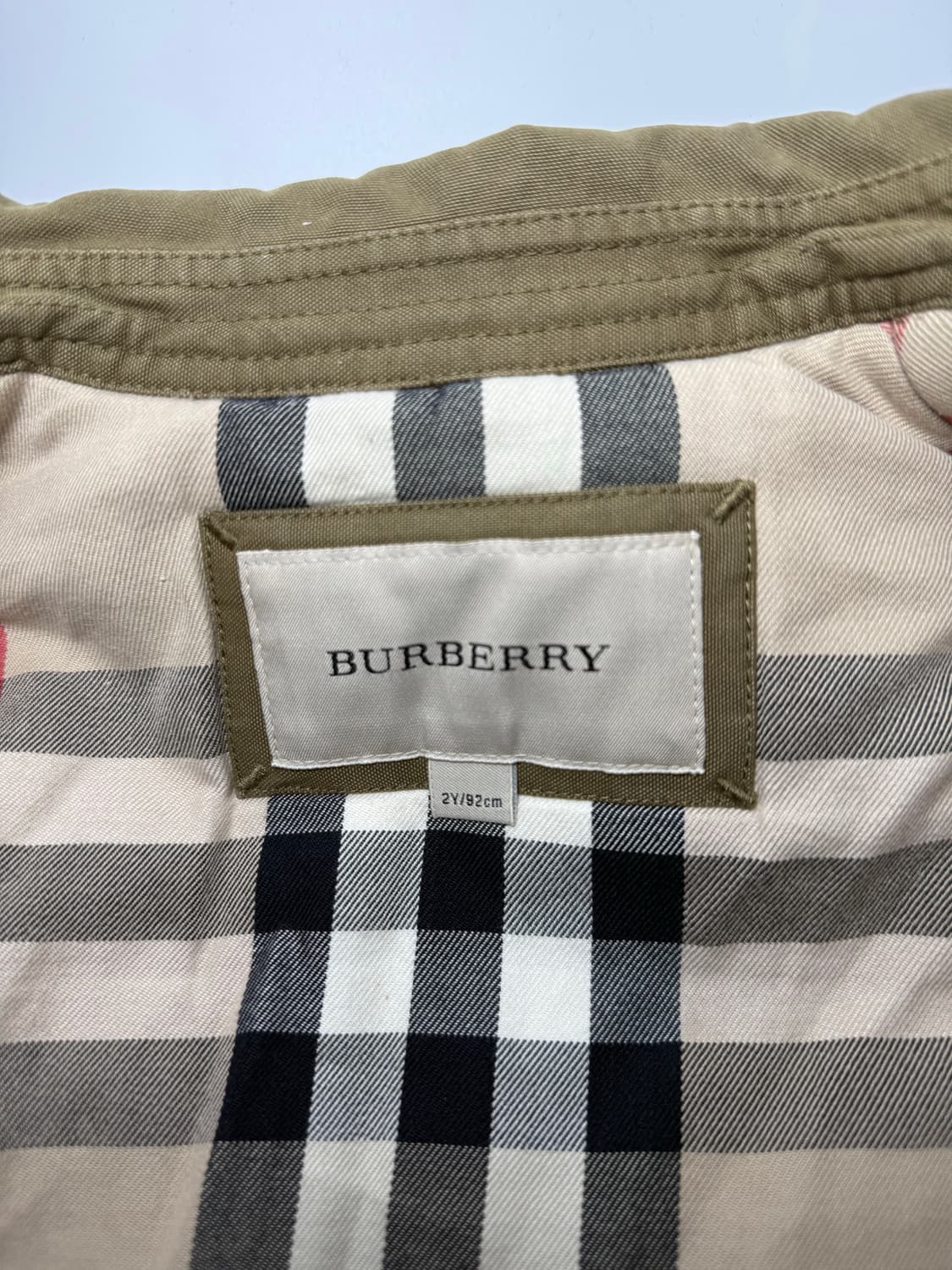 BURBERRY 카키색 봄버 자켓 키즈 상품이미지2