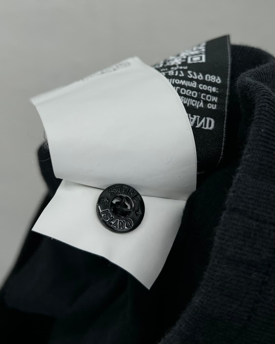 Stone Island 베이직 와펜 스웻 하프 팬츠 블랙 상품이미지7