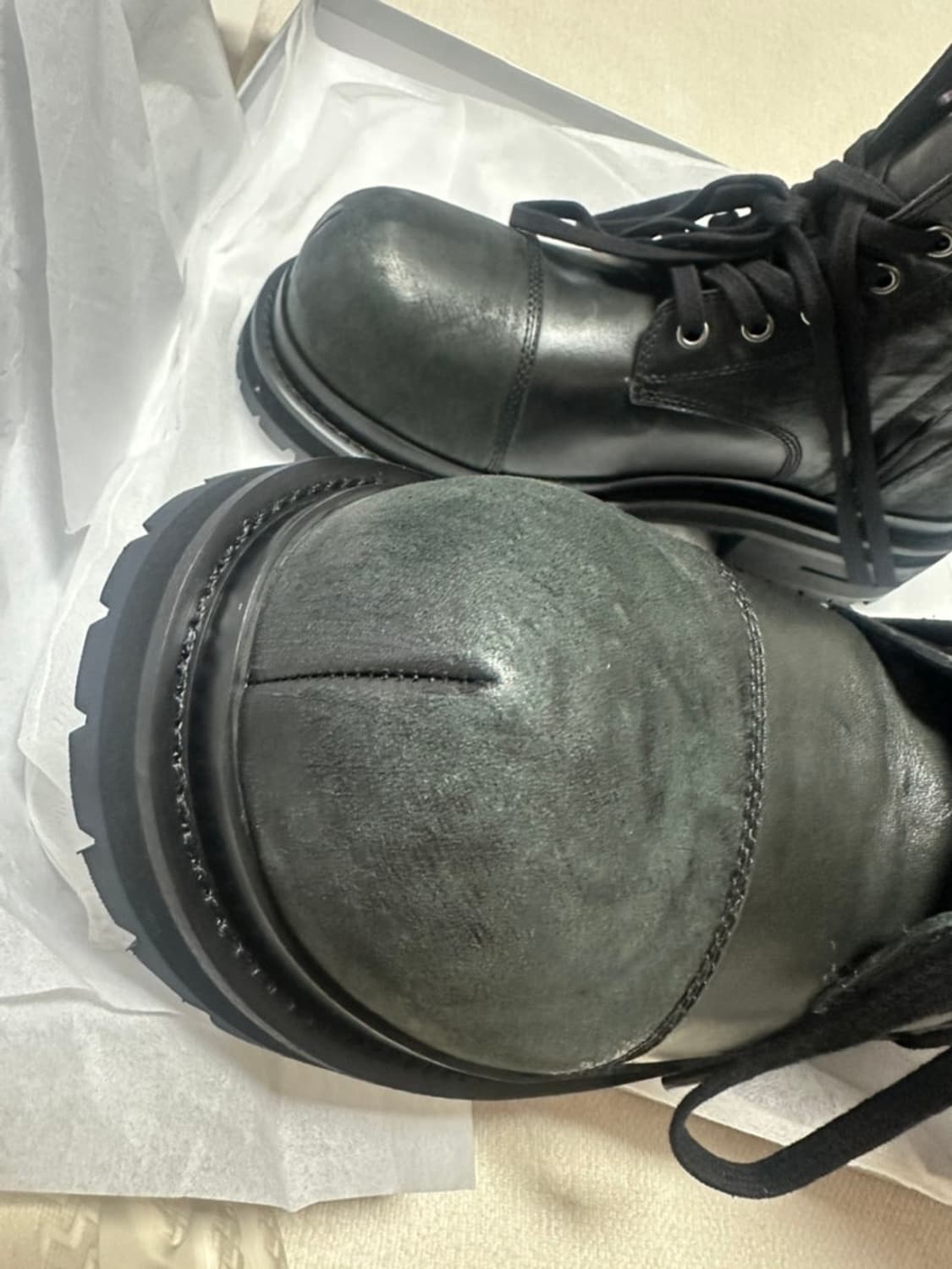 코인서울 쏘유레슈어 270size 새것 상품이미지2