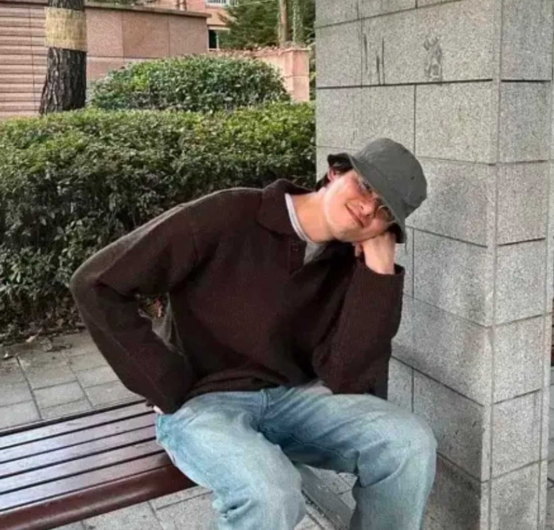 아모멘토 원버튼 니트 L 상품이미지2