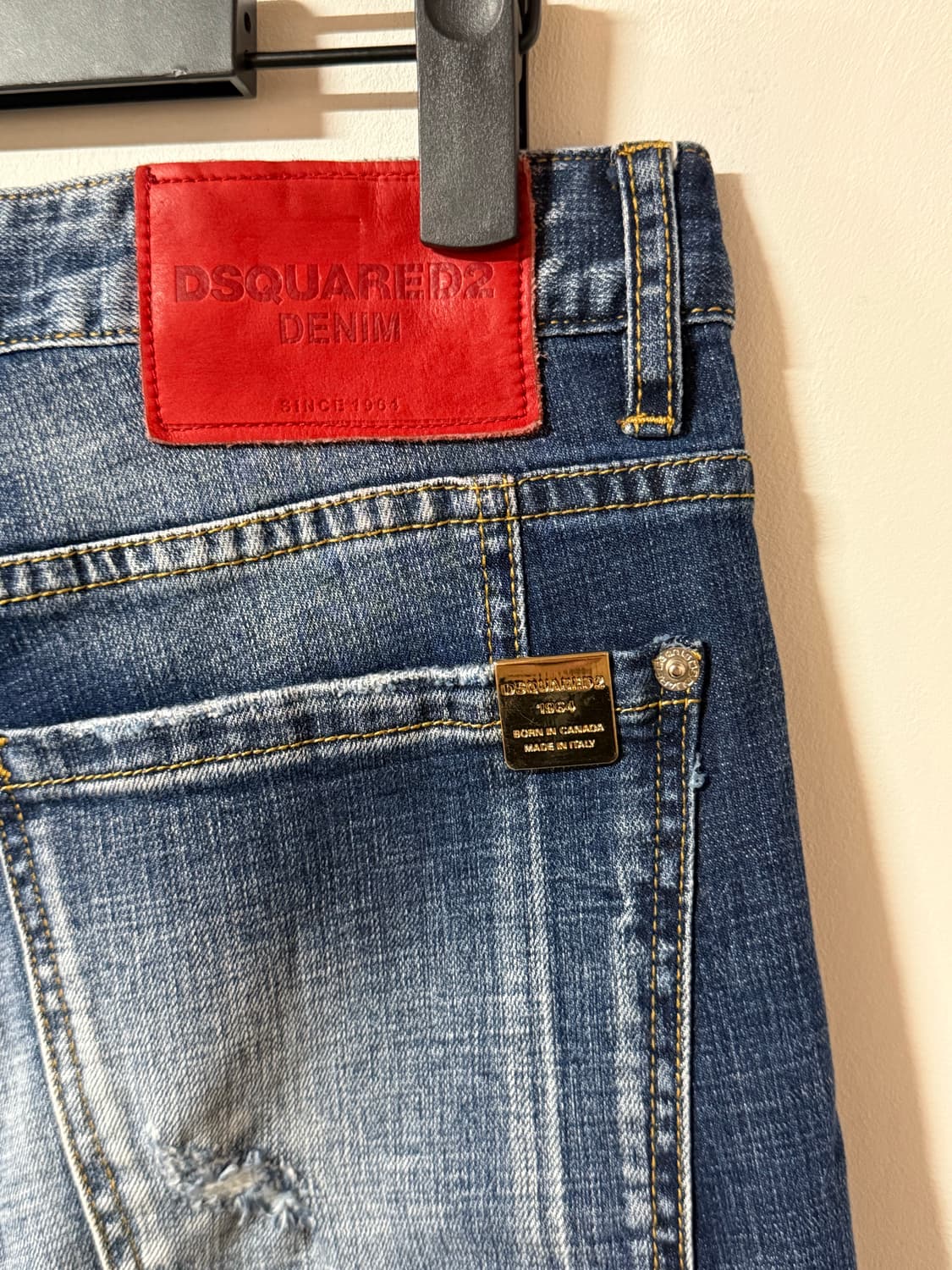 디스퀘어드2 타이디 바이커 데님 슬림핏 워싱 진 Y2K 상품이미지3