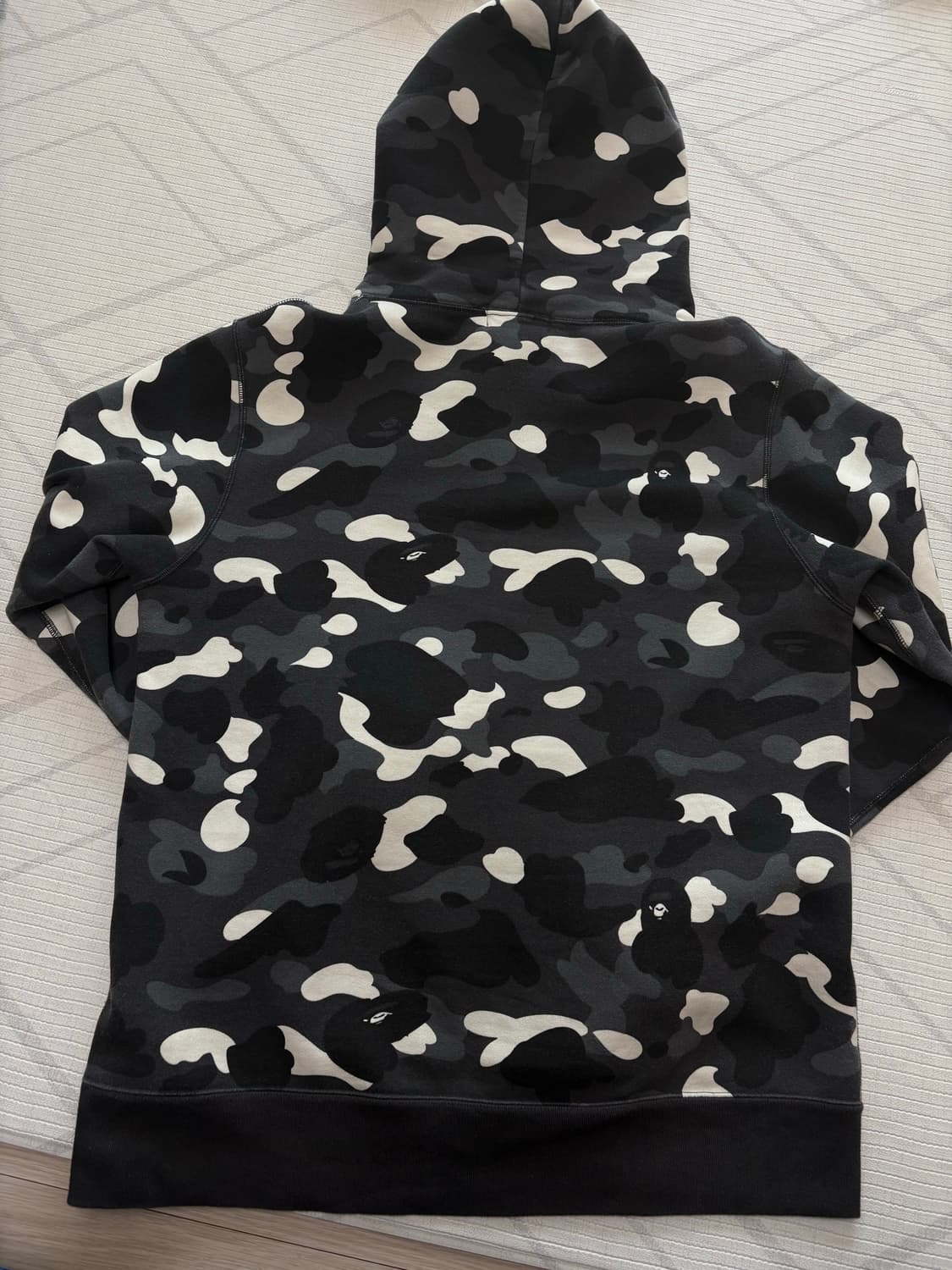 베이프 시티 카모 후드티 야광 상품이미지2