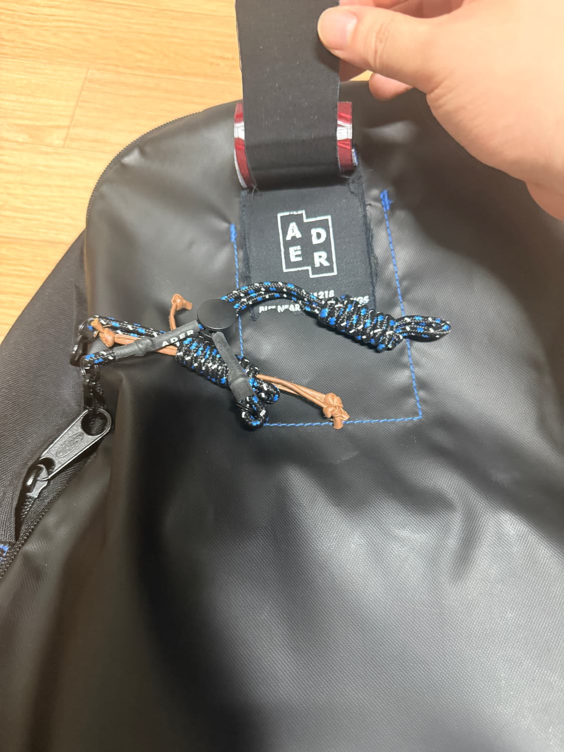 아더에러 이스트팩 백팩 상품이미지2