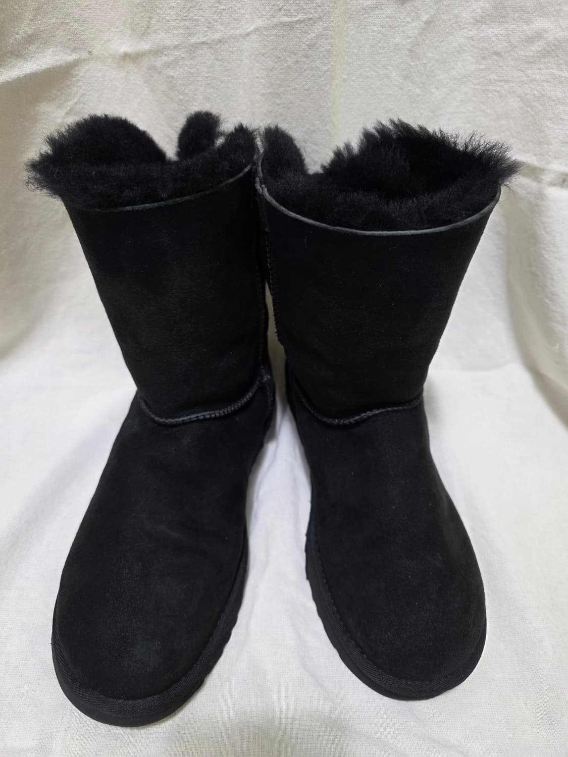 미국 어그 베일리 보우 블랙 7(240) / 보관만 한 새제품 상품이미지1