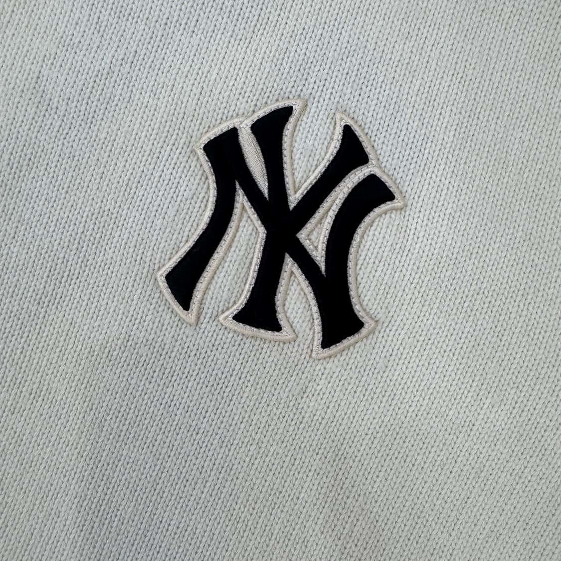 M(105) MLB 뉴욕양키즈 베이직 빅로고 오버핏 니트  상품이미지5