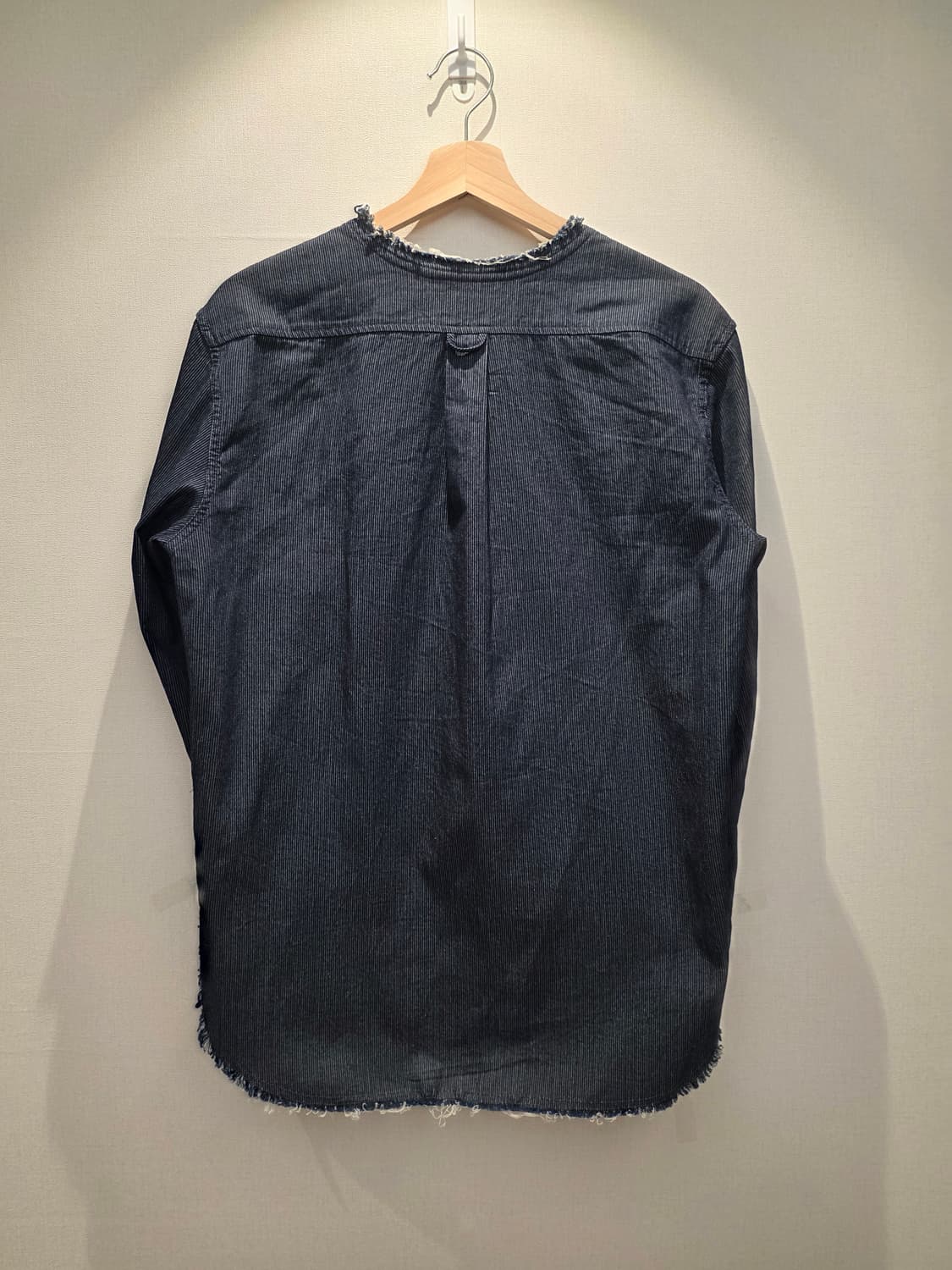 beslow shirts 비슬로우 컷아웃 셔츠 상품이미지2