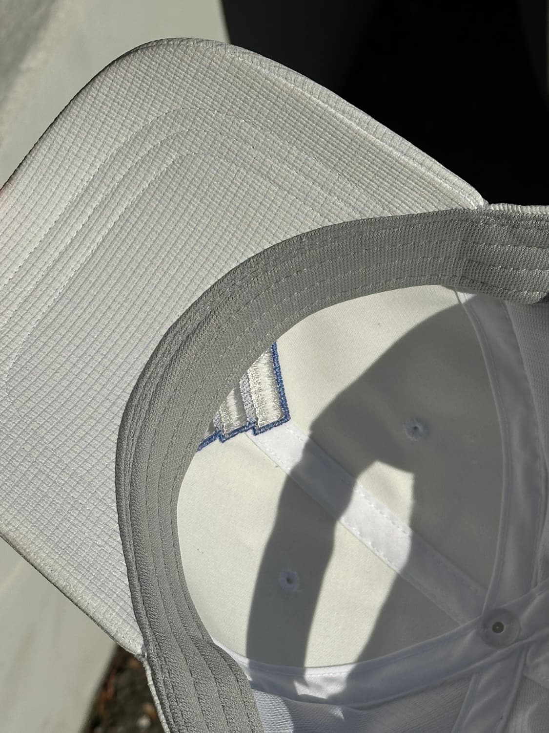 [F] 아디다스 로고 화이트 볼캡 모자 상품이미지7