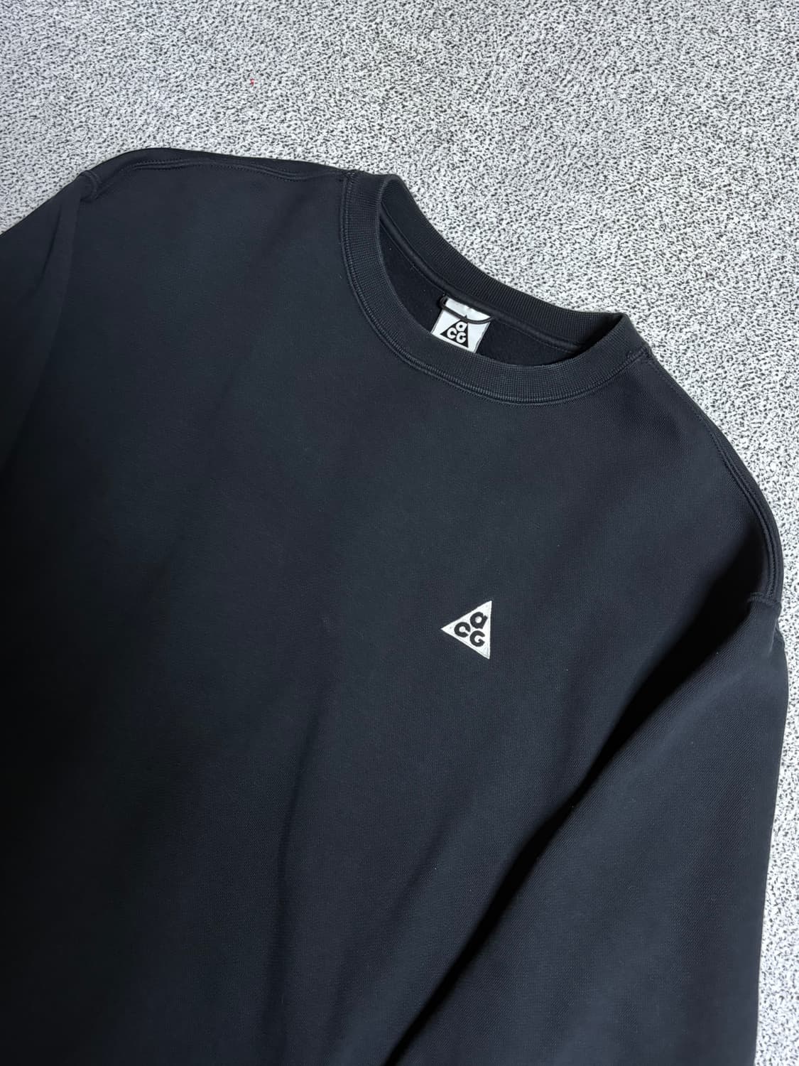 나이키 ACG 써마핏 맨투맨 기모 (블랙) 상품이미지1